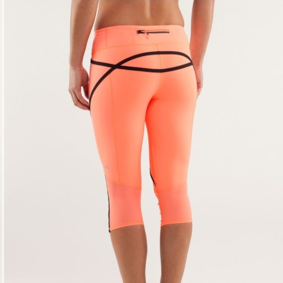 Lululemon Run: Pace Cropped Pop Orange/ Bleached Coral/ Black Leggings Size 4 - Picture 15 of 16